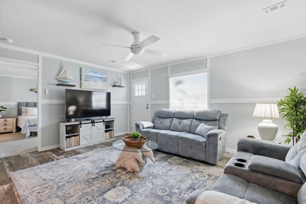 19_living room